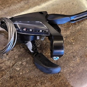 시마노 케이블타입 8단 뒤 변속레버