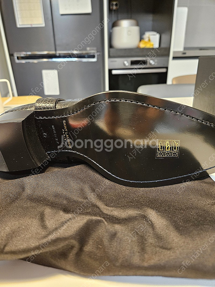 [42]생로랑 하네스 크록레더 블랙--2