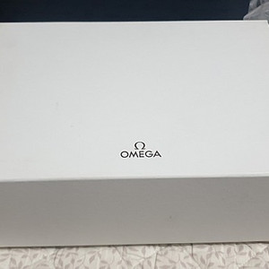 (판매-가격인하) 오메가 OMEGA 시계 정품 대형 원목 박스 풀셑 (박스 풀세트 만 판매) 스와치코리아 정품