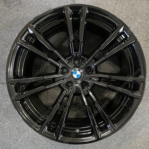 [판매]BMW F90 M5 706M 블랙 20인치 휠1본 판매