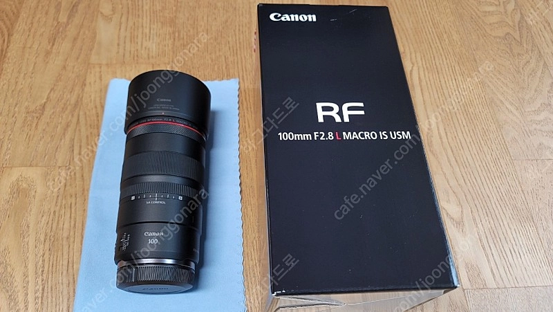 캐논 RF 100mm F2.8 L macro 렌즈입니다. 이미지