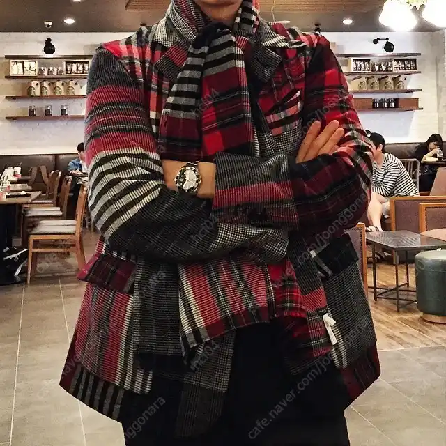 엔지니어드가먼츠 멀티체크 머플러 이미지