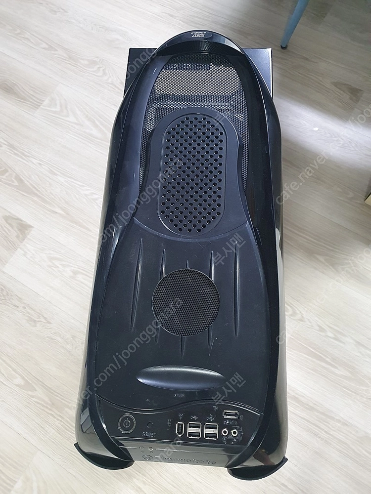 고전 써멀스테이크 아머 VH6000 빅 서버 케이스 블랙 팝니다. 튜닝 아크릴 개조 이미지