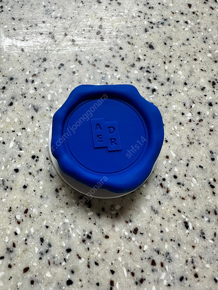 아더에러 카드지갑및 그립톡팝니다(맥세이프) 이미지