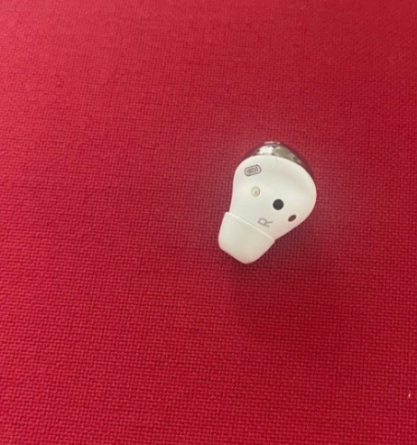 버즈 프로 실버 오른쪽 유닛 판매합니다. (3만원) 이미지