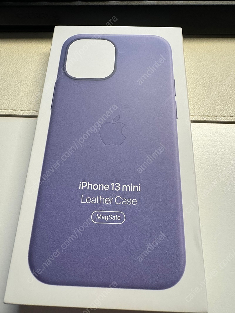 아이폰 13 미니 정품 가죽 케이스 위스테리아 이미지