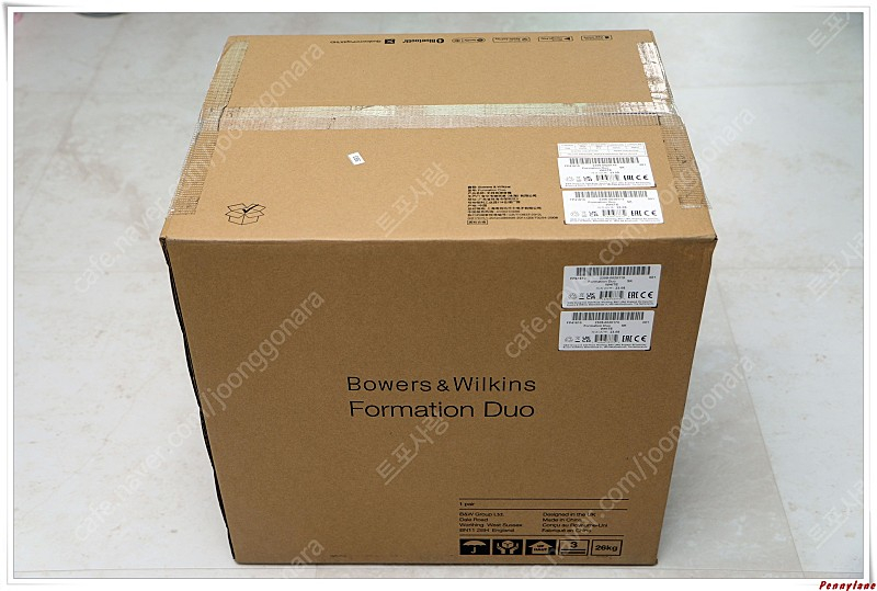 B&W 포메이션 듀오(화이트) + 전용 스탠드(실버) + 오디오 이미지