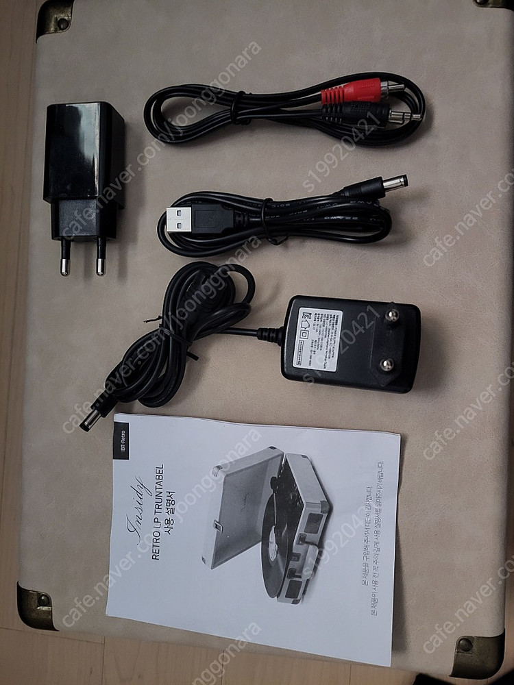 인사이디 휴대용 LP 턴테이블 블루투스 스피커 IBT-RETRO 이미지