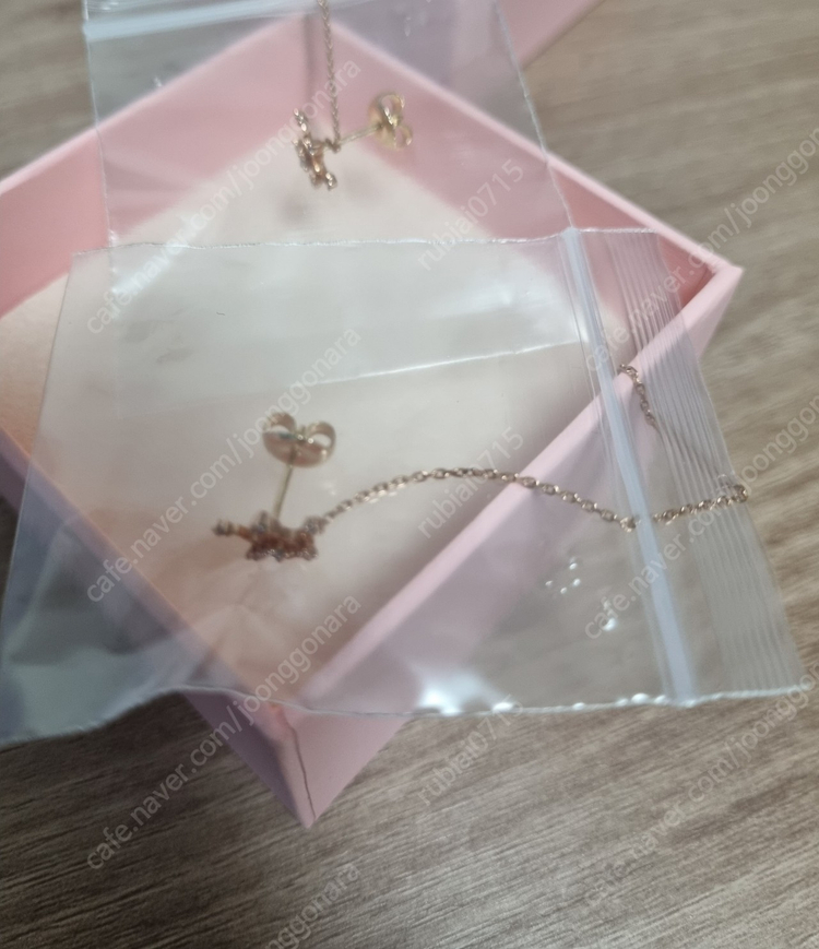 제이에스티나 14케이 조엘 티아라 세트 (목걸이+귀걸이) 새제품 팝니다. ** 이미지