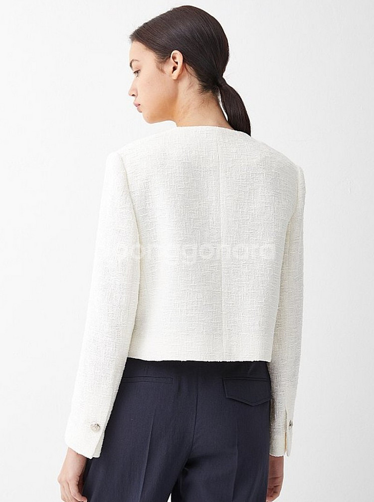 [새상품]보브(VOV) 크롭트 버튼업 트위드 자켓--4