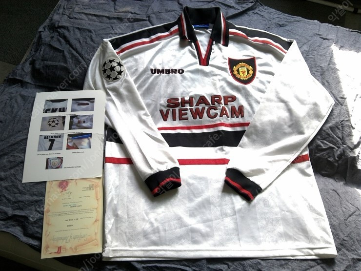 98-99 맨유 어웨이 트레블 챔스 버젼 베컴 매치원 급처 이미지