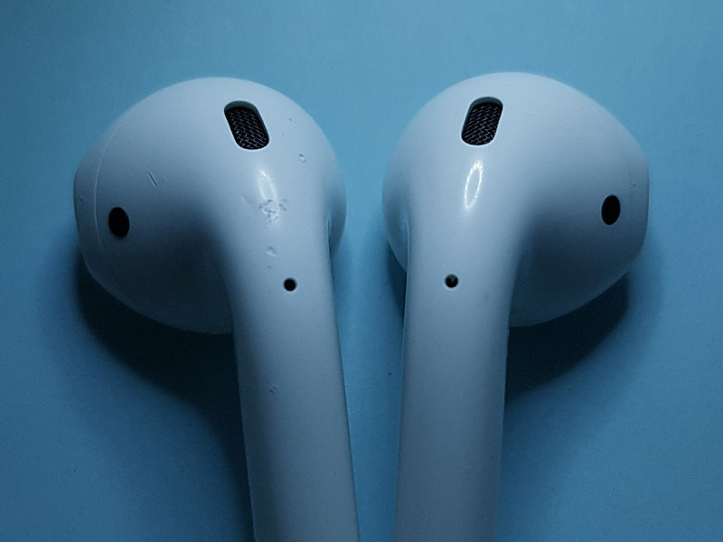 [에어팟 2세대] 빵빵한 새배터리, 박스있음(케이블x) 이미지