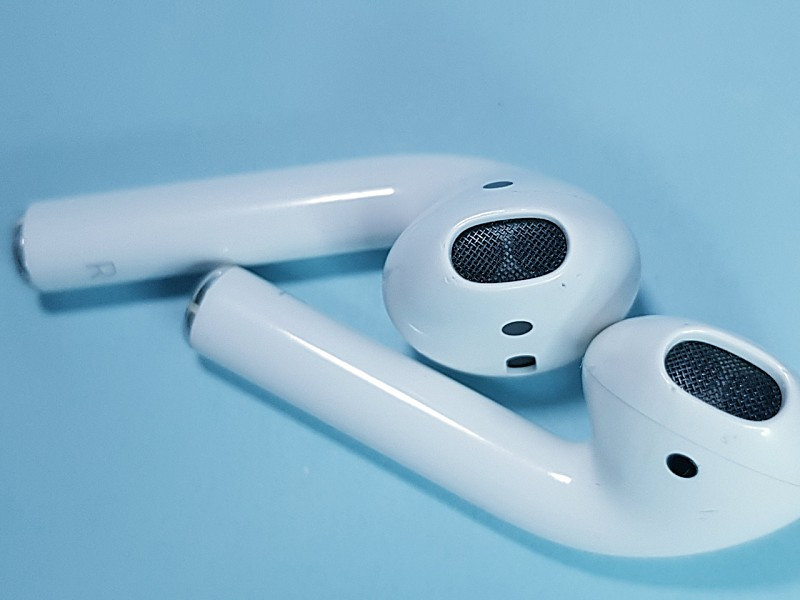 [에어팟 2세대] 빵빵한 새배터리, 박스있음(케이블x) 이미지