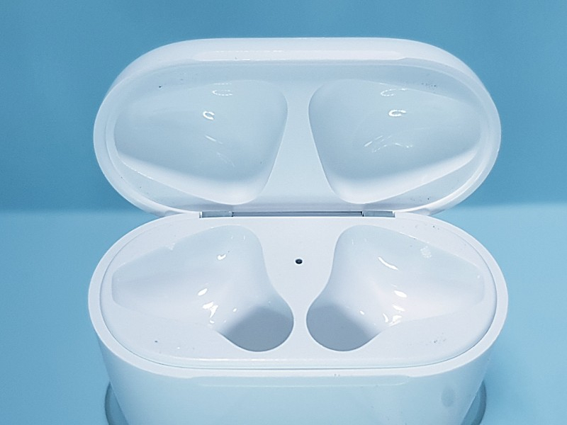 [에어팟 2세대] 빵빵한 새배터리, 박스있음(케이블x) 이미지