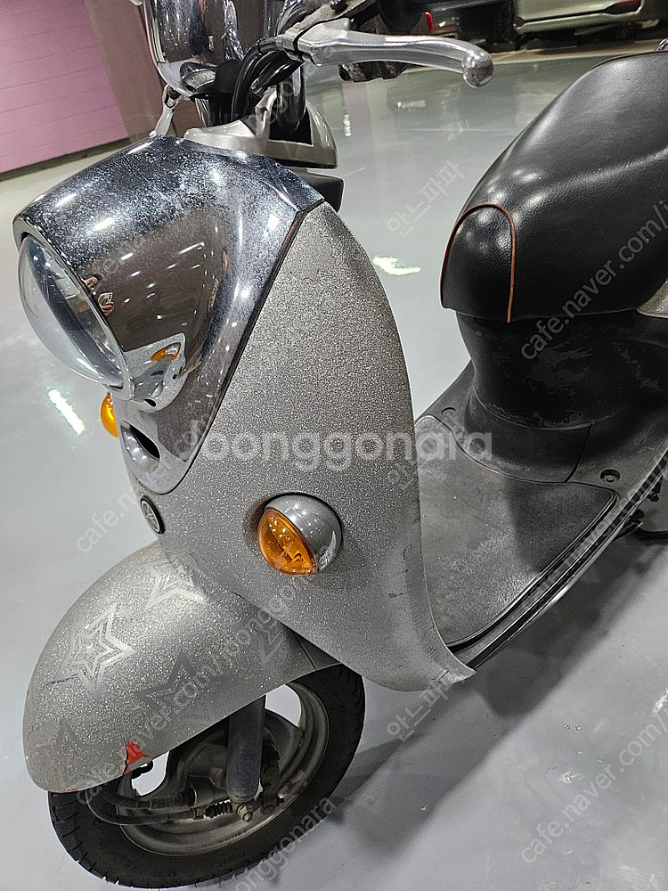 비노50cc 팝니다 (주행보다는 부품차 용도.15만원)--5