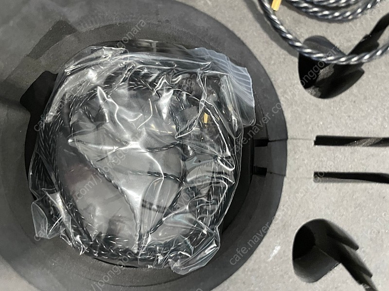 아스텔앤컨 레드 빌리진 이어폰 Astell&Kern Billie Jean 이미지