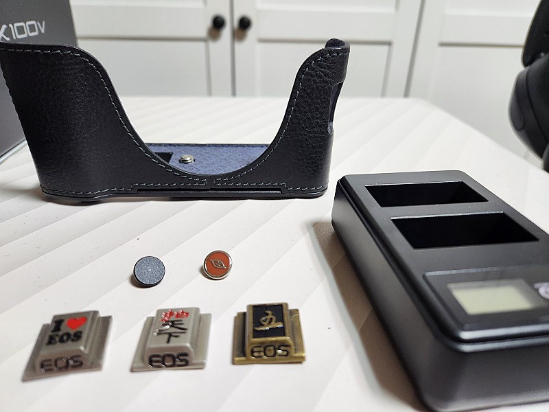 X100V 개봉신품 S 급 팝니다. (블랙색상) 이미지