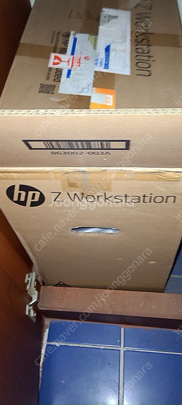 HP Z4 Xeon W-2140B 3.2G 8C/16T...--5