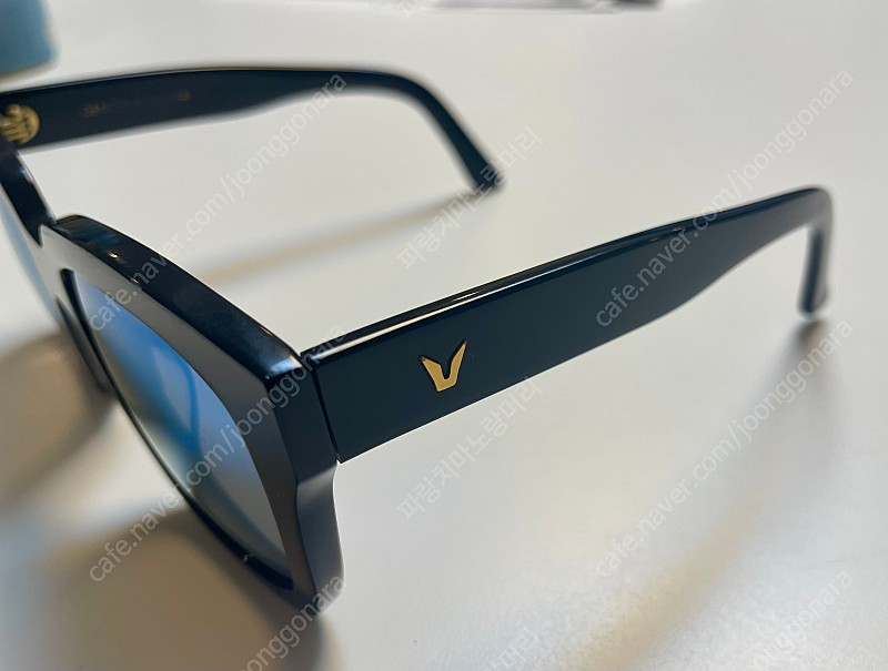 젠틀몬스터 더 드리머 미러 렌즈 이미지