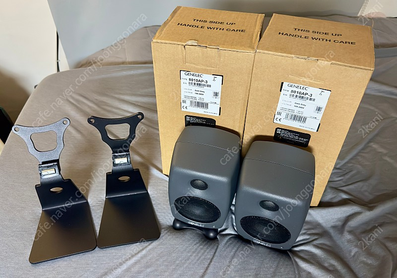 genelec 제네렉 8010 스피커 + 전용스탠드 320B 이미지