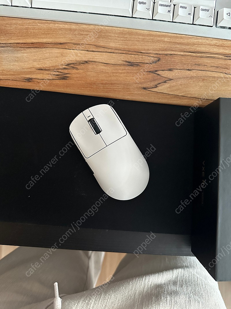 잠자리 마우스 R1 PRO MAX + 4K 수신기 팝니다. VGN VXE R1 마우스 이미지