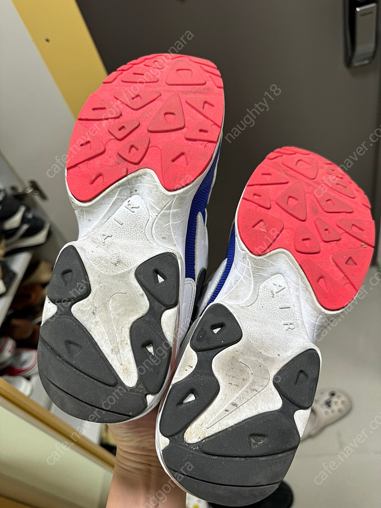 나이키 에어맥스2 라이트 270 이미지