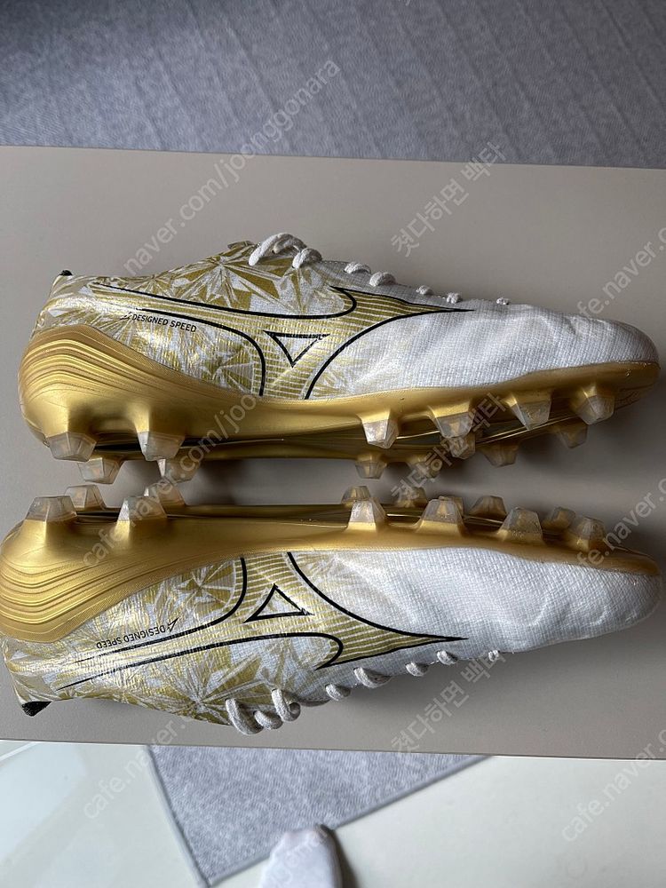 미즈노 알파 α 엘리트 MD 골드팩 265팝니다 이미지