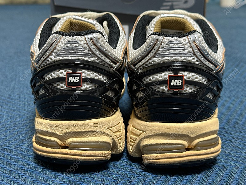 [265] 뉴발란스 1906 빈티지 그레이 메탈릭 실버(M1906RAV) 판매합니다. 이미지