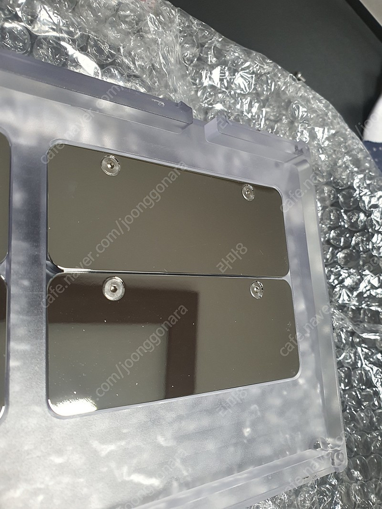 f1-8x 화이트 WKL 상판 (A)급 + PC하판 팝니다 이미지