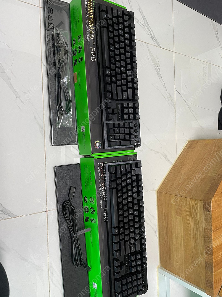 레이저 헌츠맨 V3 Pro 풀배열 윤활품, 순정품 민트급 판매합니다. 이미지