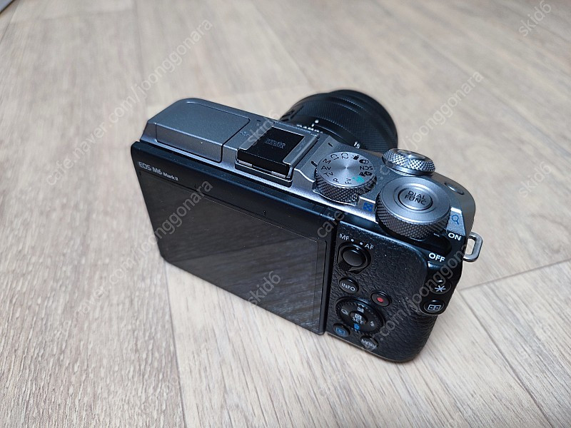 캐논 eos M6 mark II 15-45mm 킷트 풀박스 팝니다 이미지