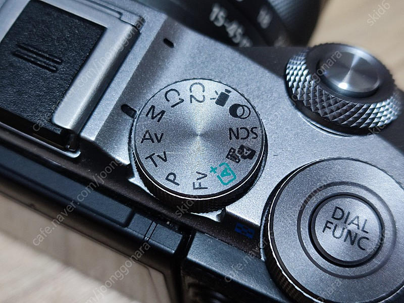 캐논 eos M6 mark II 15-45mm 킷트 풀박스 팝니다 이미지