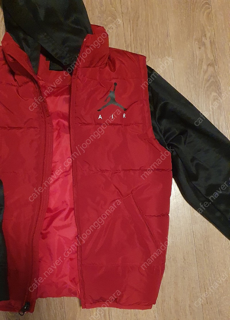 나이키조던키즈 점퍼 이미지