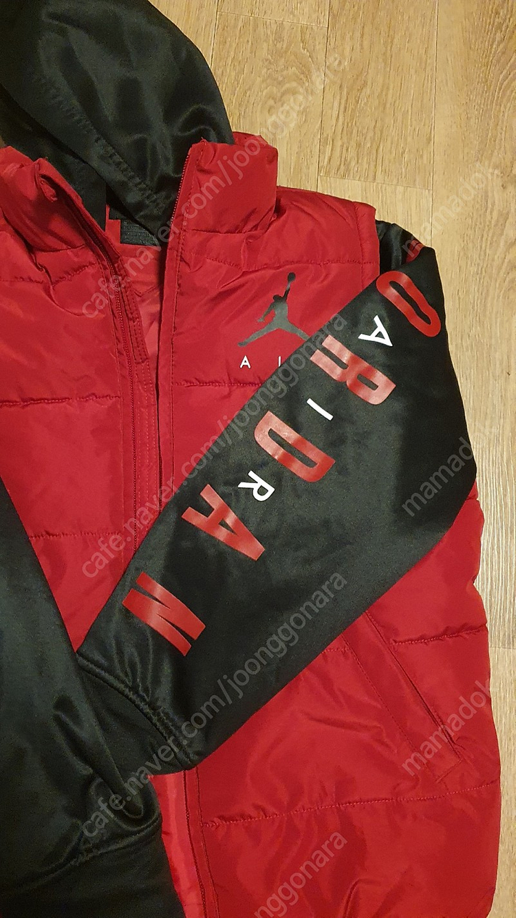 나이키조던키즈 점퍼 이미지