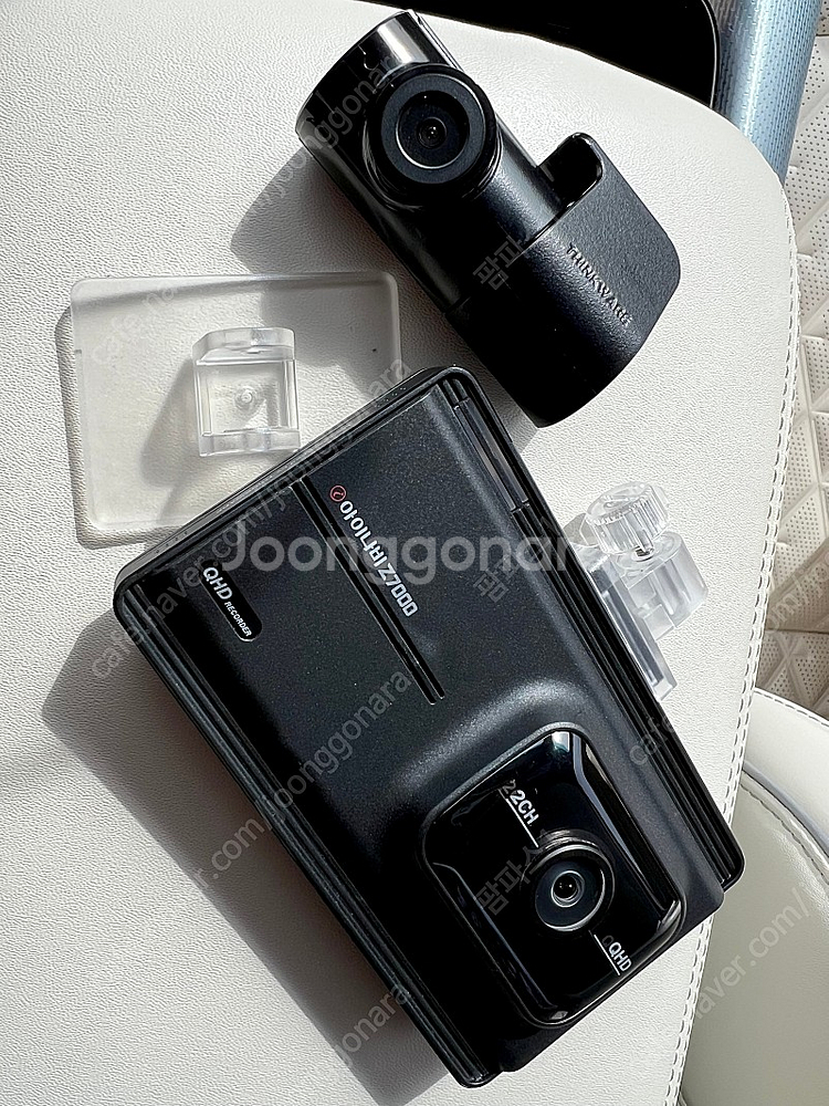 아이나비 Z7000 QHD 2채널 블랙박스 6만--1