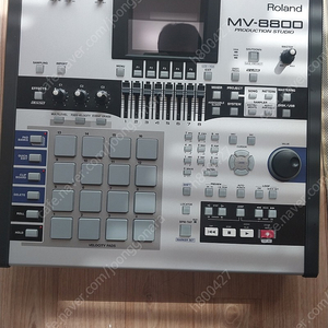 Roland Mv8800 샘플러