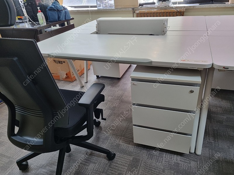 퍼시스 인에이블 덕트형 책상 1400*800 (FDD014)-사무실,사무용,학생 책상 이미지