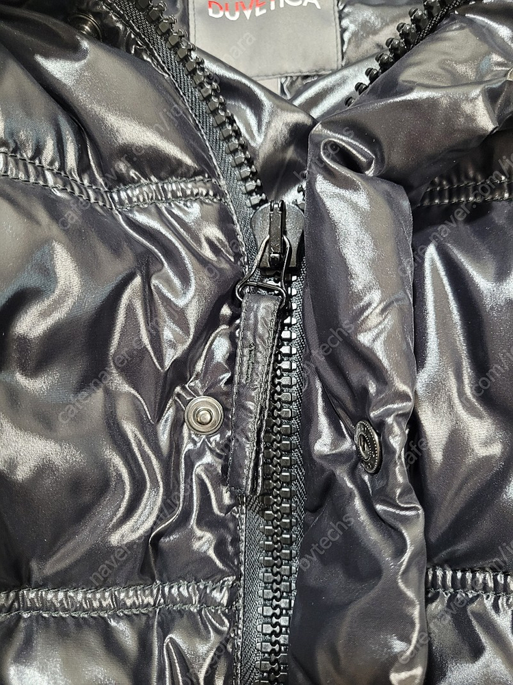 남성 DUVETICA 다운패딩 100호 (블랙) 가슴57 / 총장66 / 소매64 / 어깨48 이미지