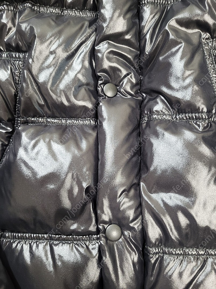 남성 DUVETICA 다운패딩 100호 (블랙) 가슴57 / 총장66 / 소매64 / 어깨48 이미지