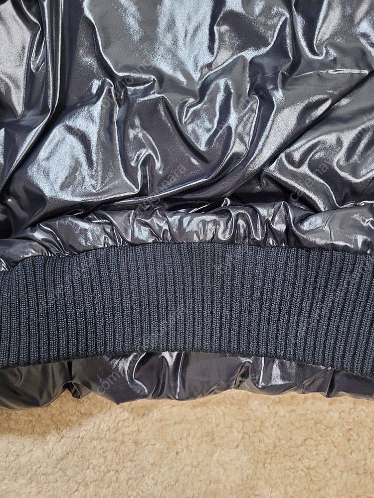 남성 DUVETICA 다운패딩 100호 (블랙) 가슴57 / 총장66 / 소매64 / 어깨48 이미지