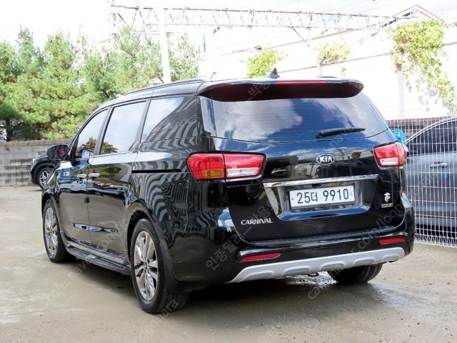 기아 올 뉴카니발 9인승 디젤 프레스티지 / 업계 최저가 판매 보장! / 중고차할부 가능! / 여유자금 가능! 이미지