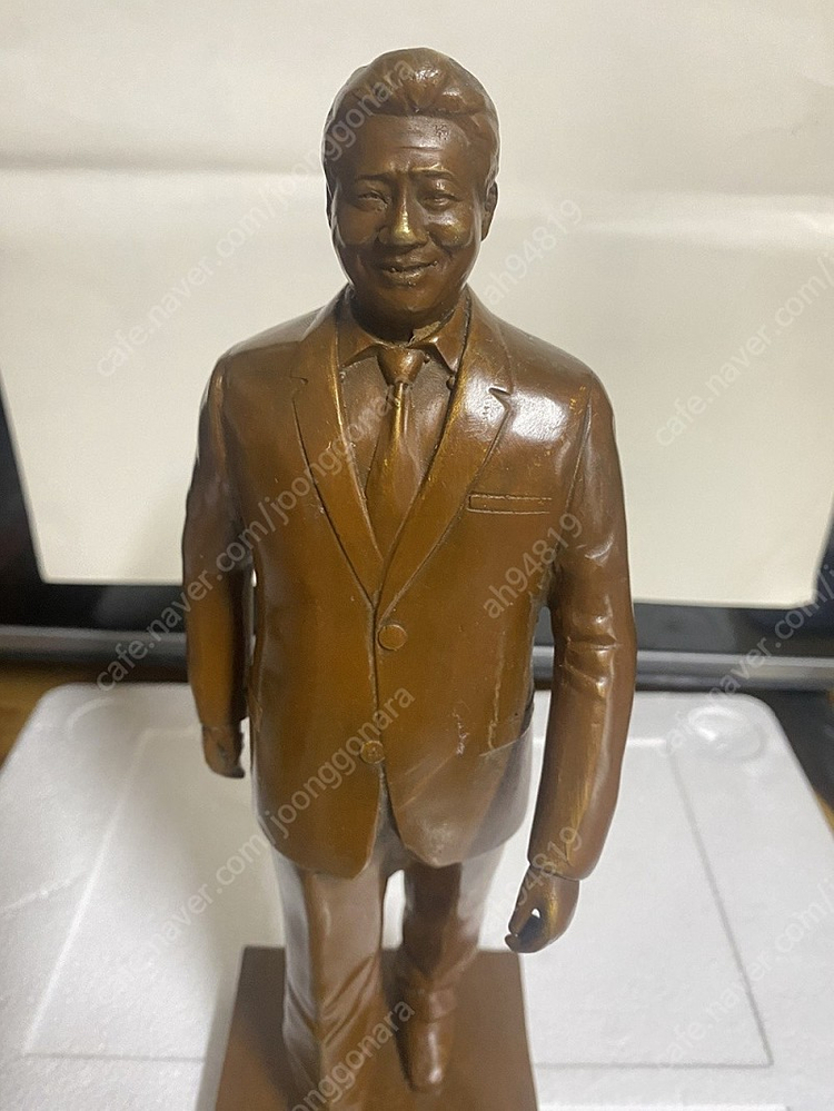 역사적 인물 노무현대통령 동상 이미지