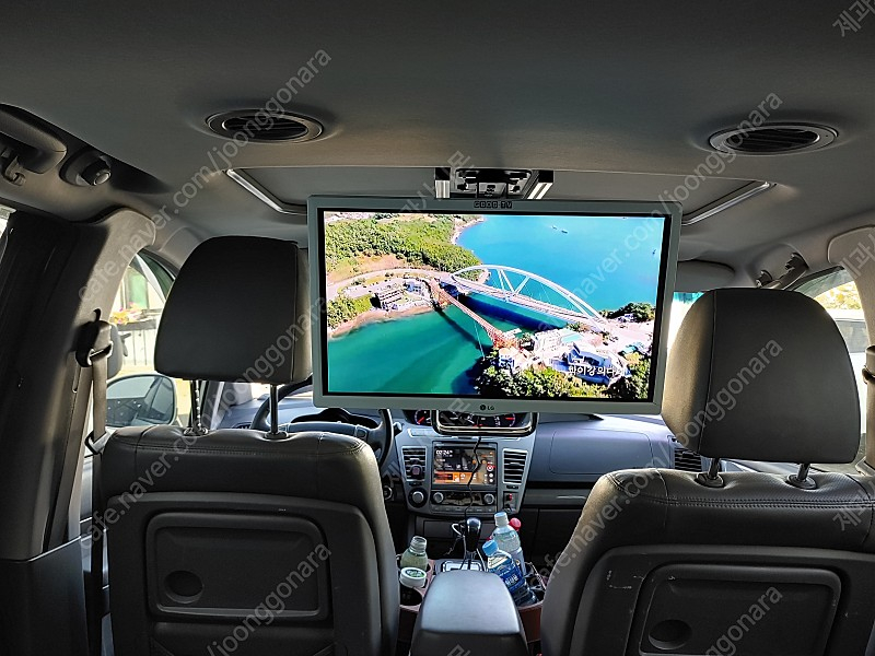 차량용 티비모니터 이미지