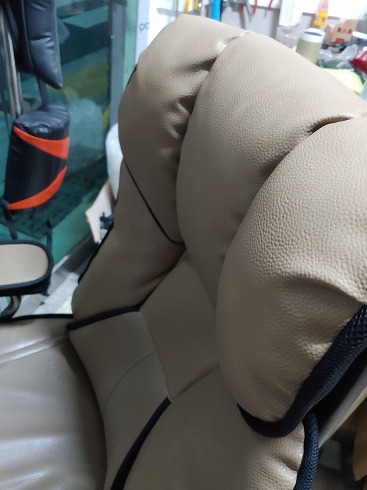 국내산 컴퓨터 게이밍 의자 하나산업 PC방 중역 의자 이미지