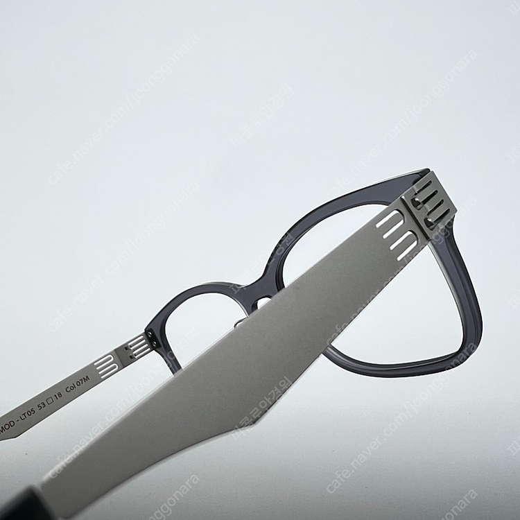 피오비노 안경 디노 라이텐 렉시움 슬림핏 울템 중고(리퍼)제품 이미지