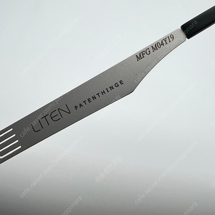 피오비노 안경 디노 라이텐 렉시움 슬림핏 울템 중고(리퍼)제품 이미지