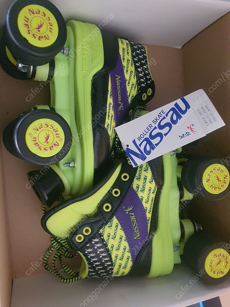 스케이트화 새제품 판매합니다 원가52000원 1개 20000원 판매합니다. 이미지