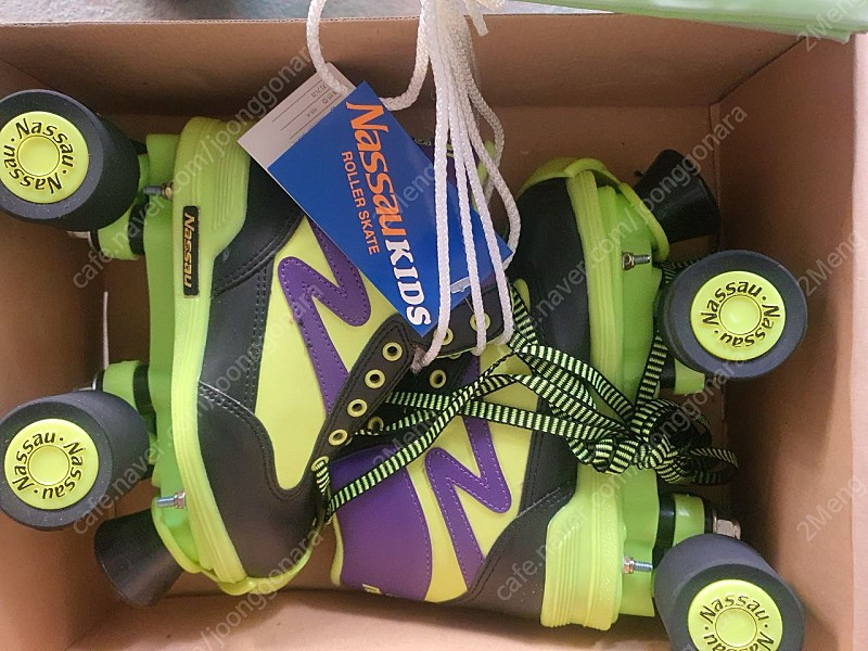 스케이트화 새제품 판매합니다 원가52000원 1개 20000원 판매합니다. 이미지