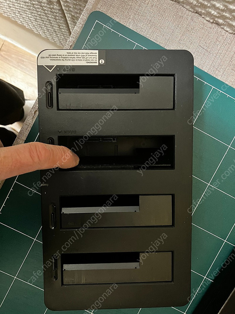 세로텍 4베이 하드디스크 도킹 스테이션(Wizplat SD-40US3-6G) 이미지