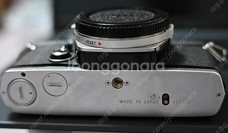 올림푸스 olympus om-2 실버 바디 팝니다.--5